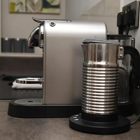 Self Catering - Convention View - 5 En-suite Bedrooms Διαμέρισμα