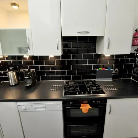 Self Catering - Convention View - 5 En-suite Bedrooms *